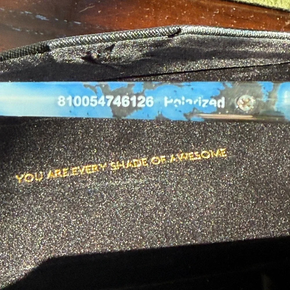 Price Revaux the Kiki polarized Sunglasses  blue tortoise and case - Picture 7 of 9